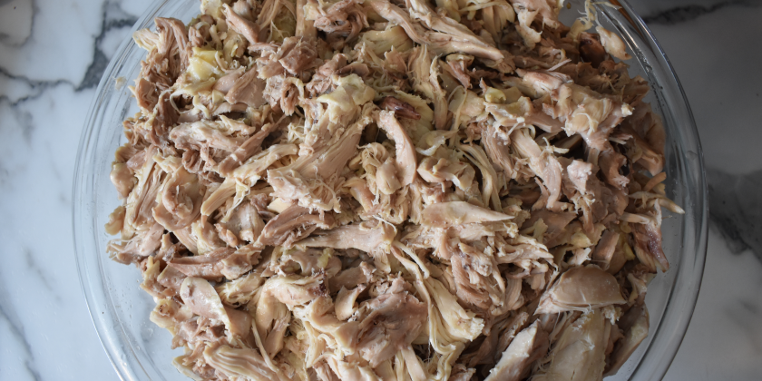 Easy Shredded Chicken – Bulk Meal Prep