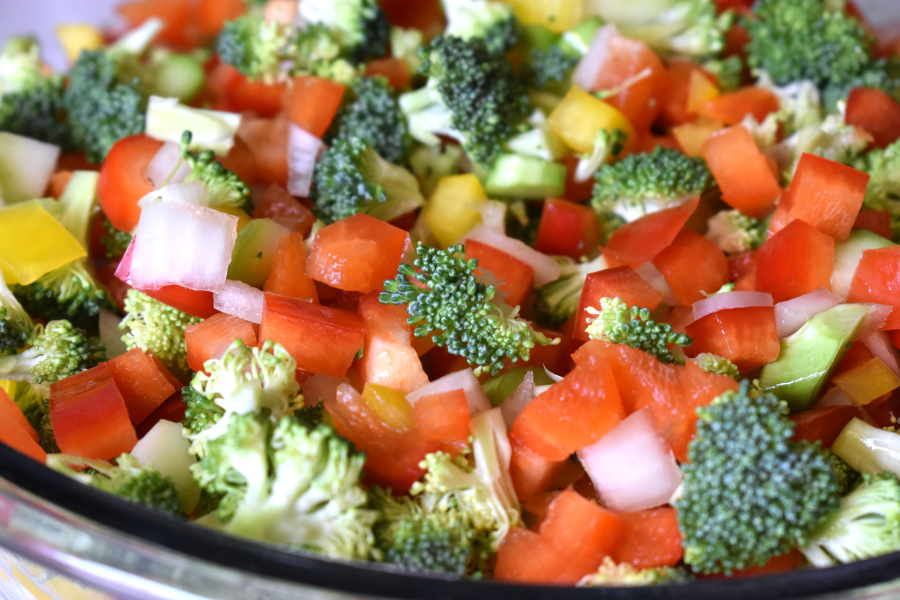 10 Enjoyable Ways to Eat More Vegetables (that aren’t smoothies or salads)